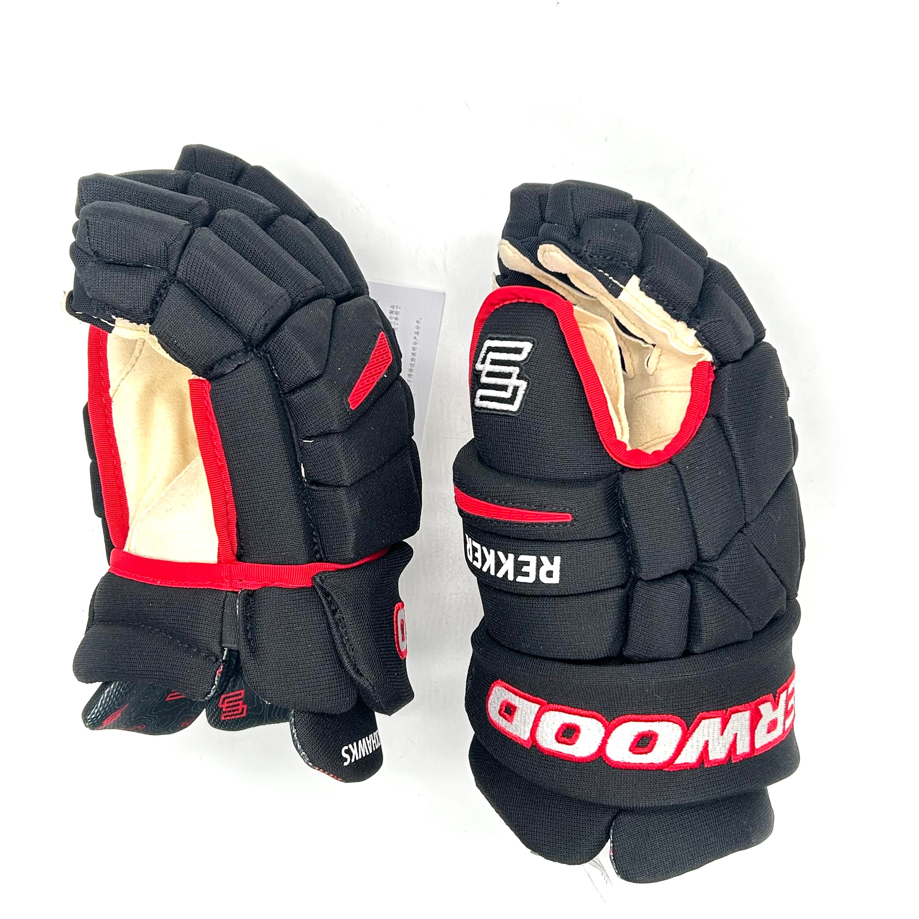 Gant Sherwood Rekker Legend Pro – NHL Pro Stock – Paume Pro – Blackhawks de Chicago (noir/rouge)